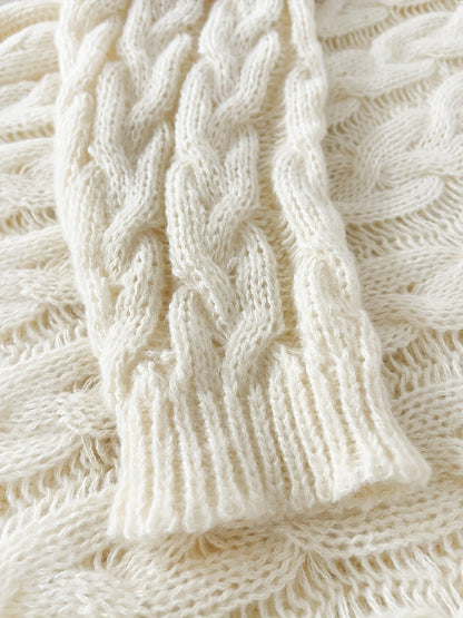 Eva | Sophisticated Cable-Knit V-Neck Christmas Jumper for Women