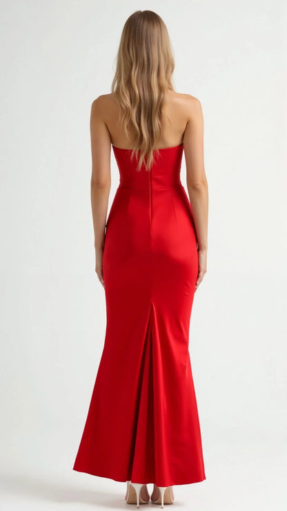 Strapless Ruched Column Maxi Dress – Sculpted Bodice Evening Gown